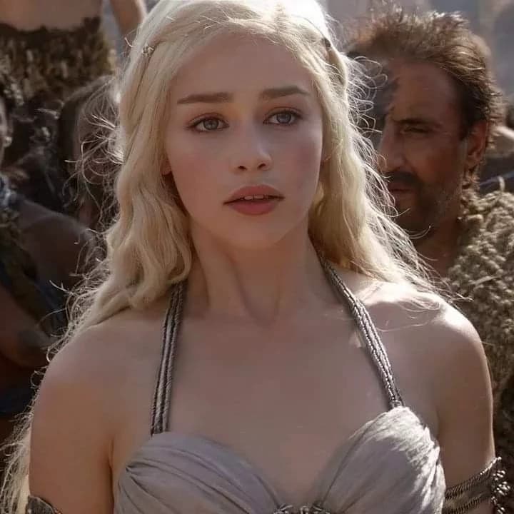 Daenerys targaya  thumbnail