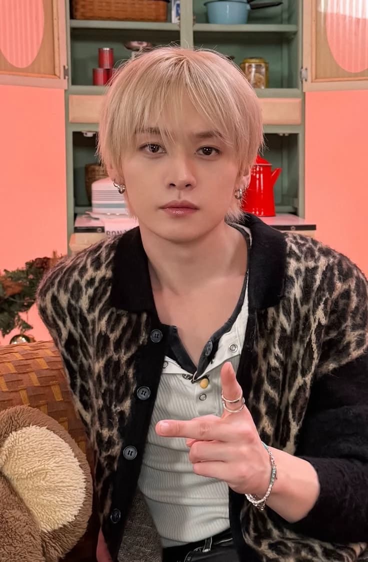 Lee know thumbnail