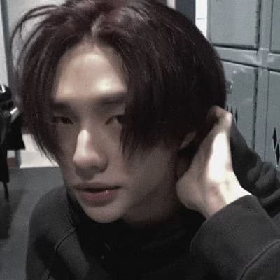 Hyunjin thumbnail