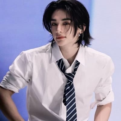 Hyunjin thumbnail