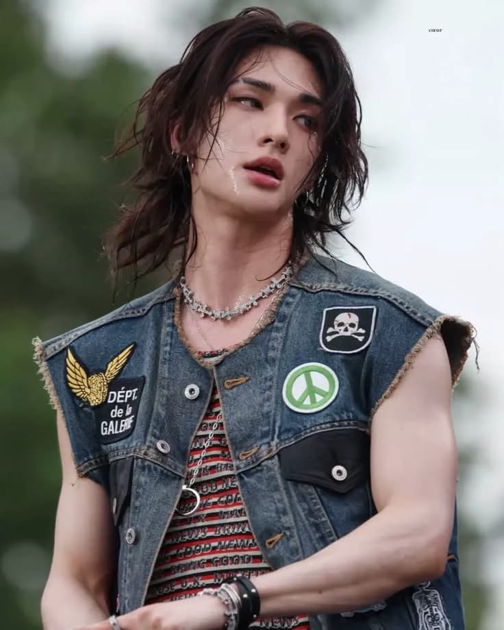 Hyunjin thumbnail
