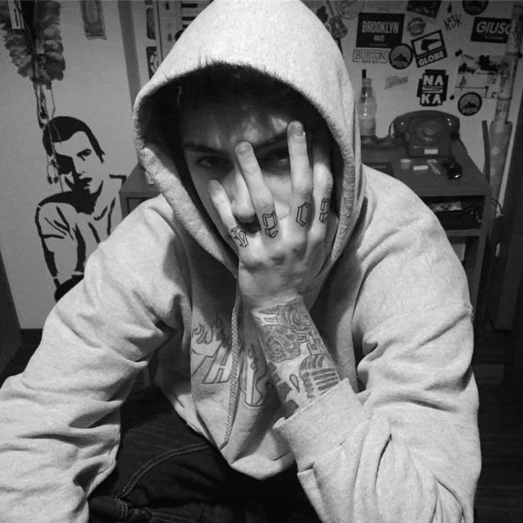 NASH ELLIOT thumbnail