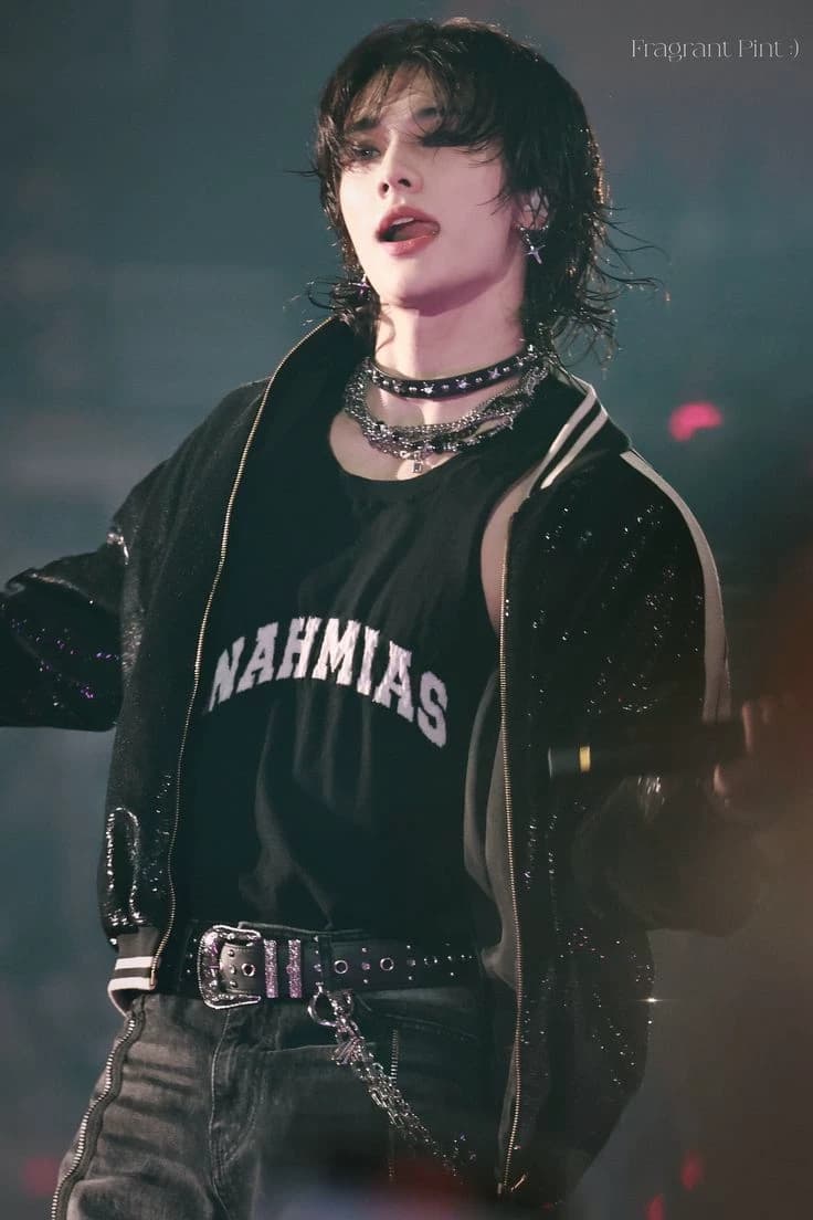 Hyunjin  thumbnail