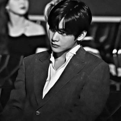 Kim Taehyung (cold husband) thumbnail