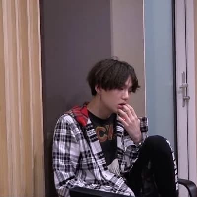 Min Yoongi  thumbnail
