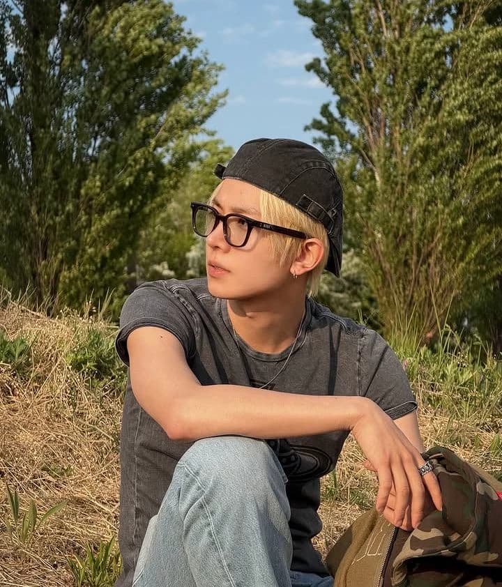 Evan Lee  thumbnail