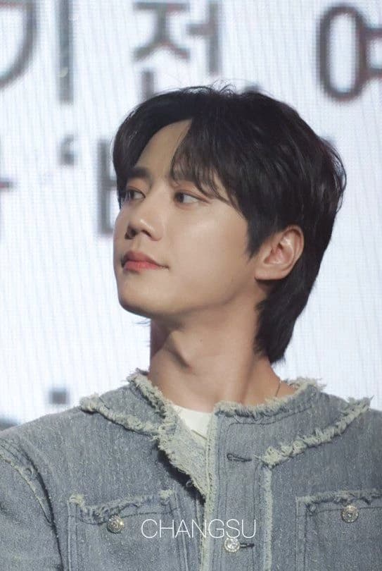 Lee Junyoung. thumbnail