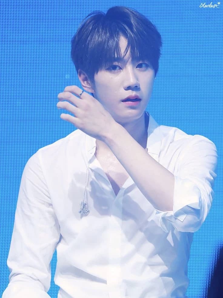 Lee Junyoung. thumbnail