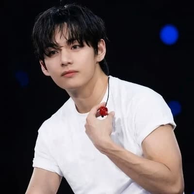 Kim teahyung thumbnail