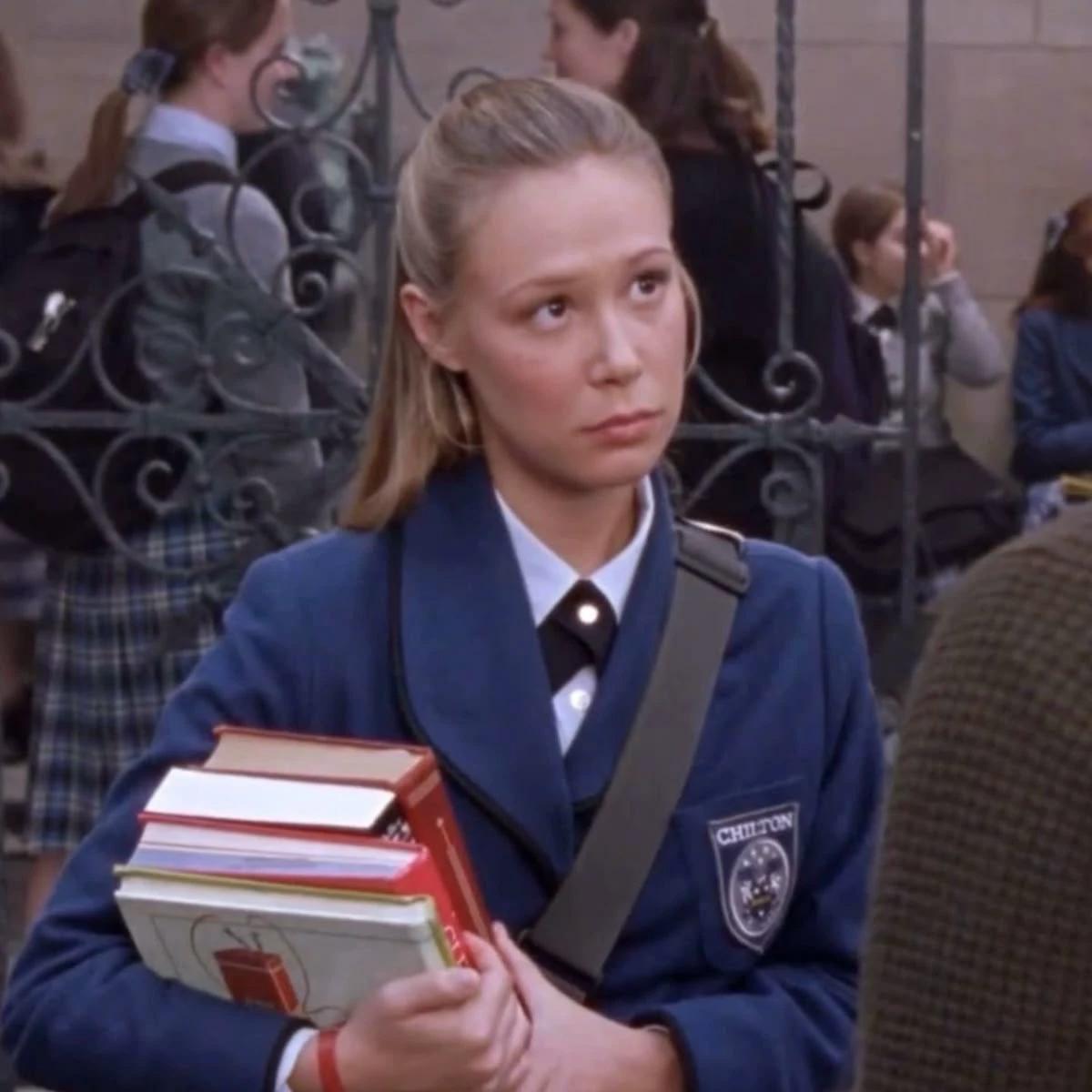 ₊˚ 📚┆Paris Geller. (wlw/GL) thumbnail