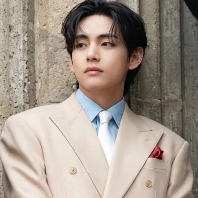 kim taehyung thumbnail