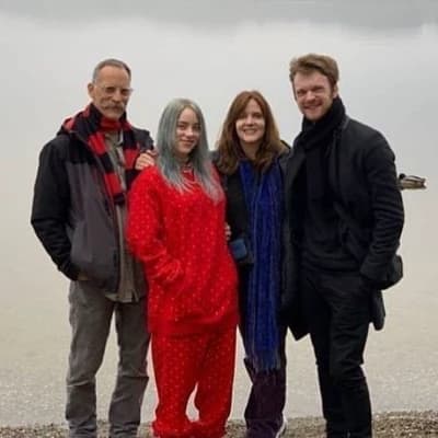 Eilish family thumbnail