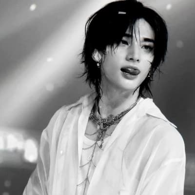 Hyunjin thumbnail