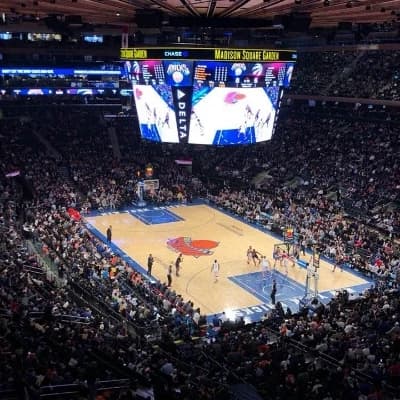 Kiss cam thumbnail