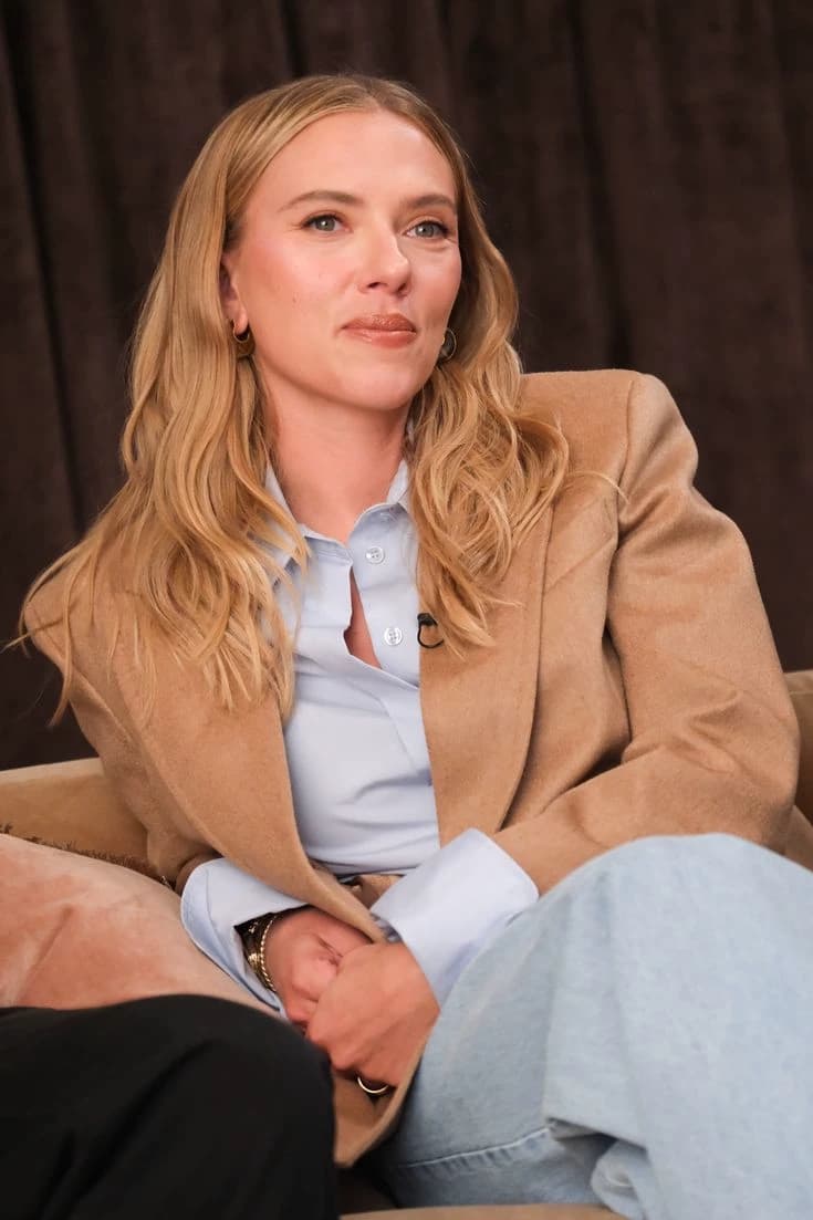 Scarlett Johansson thumbnail