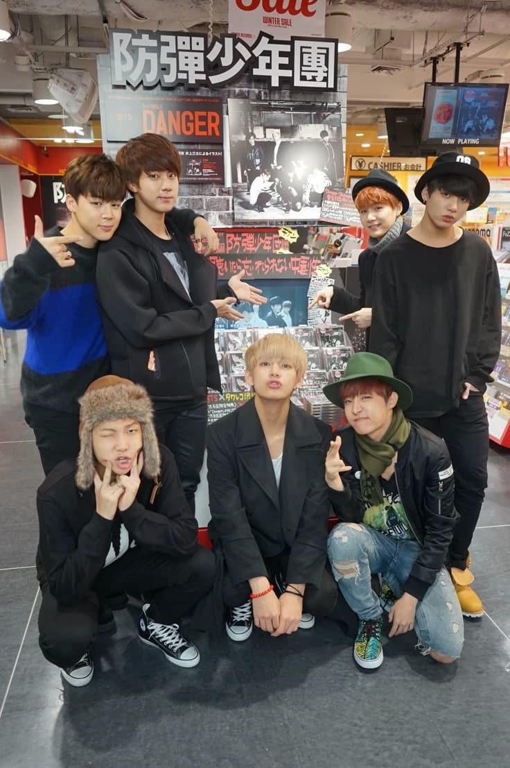 Yoongi  thumbnail