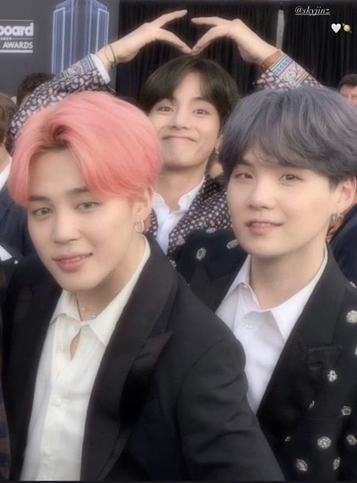 Taehyung, Yoongi y Jimin  thumbnail
