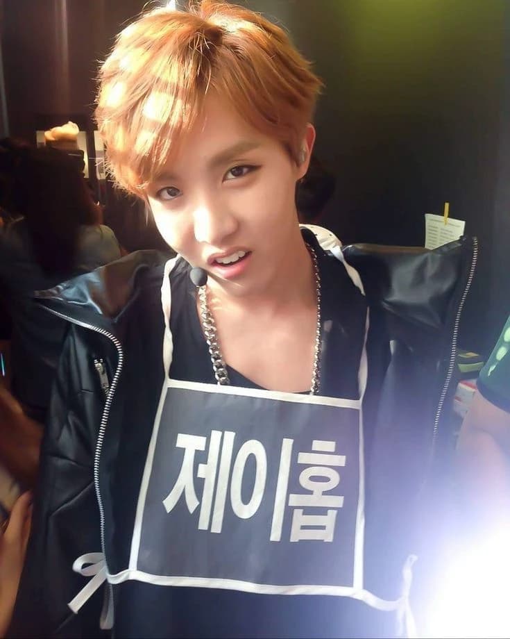 Hoseok  thumbnail