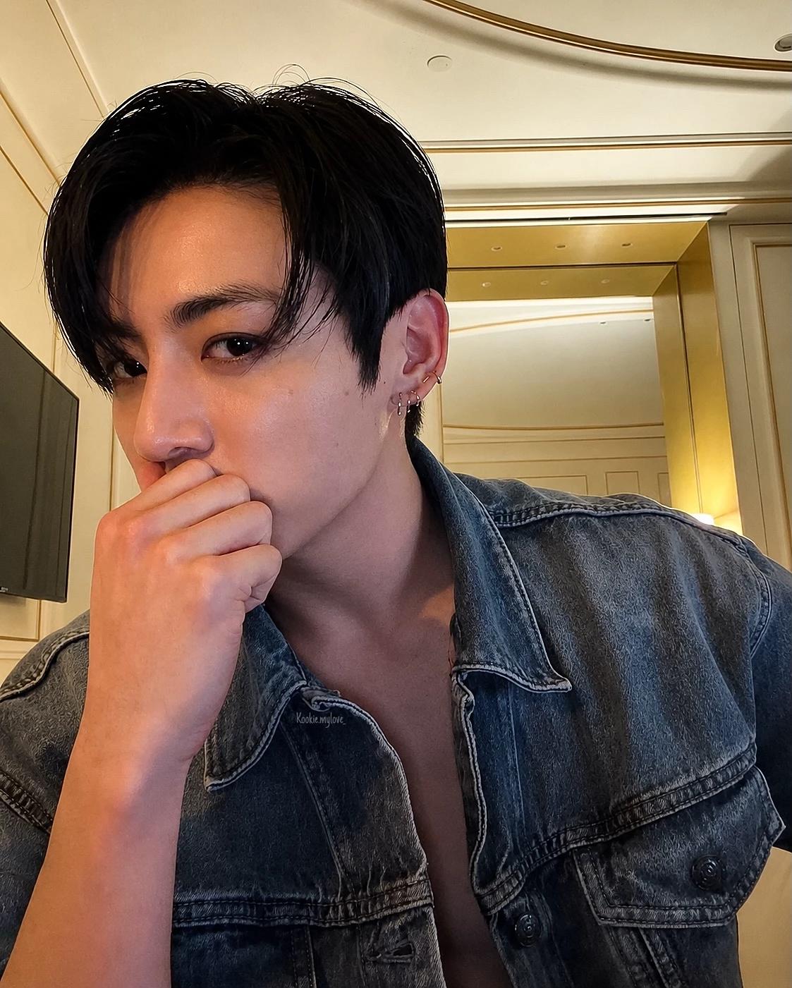 Jeon Jungkook thumbnail