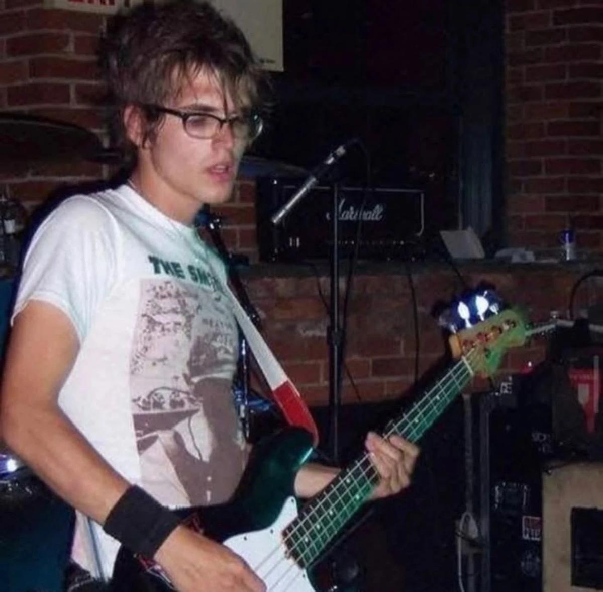 Mikey Way thumbnail
