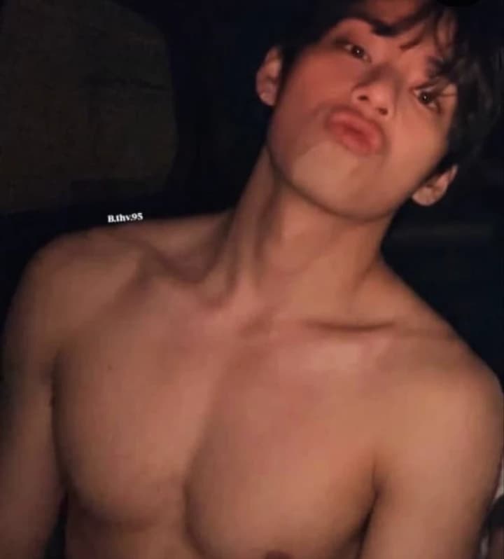 Kim Taehyung (popular playboy) thumbnail