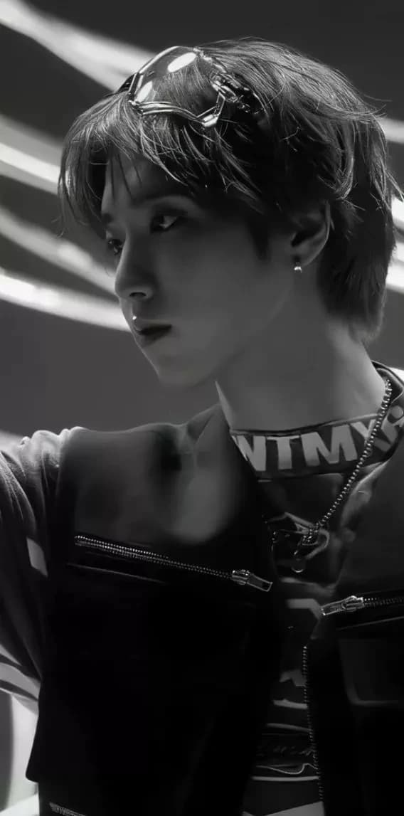 Han jisung  thumbnail