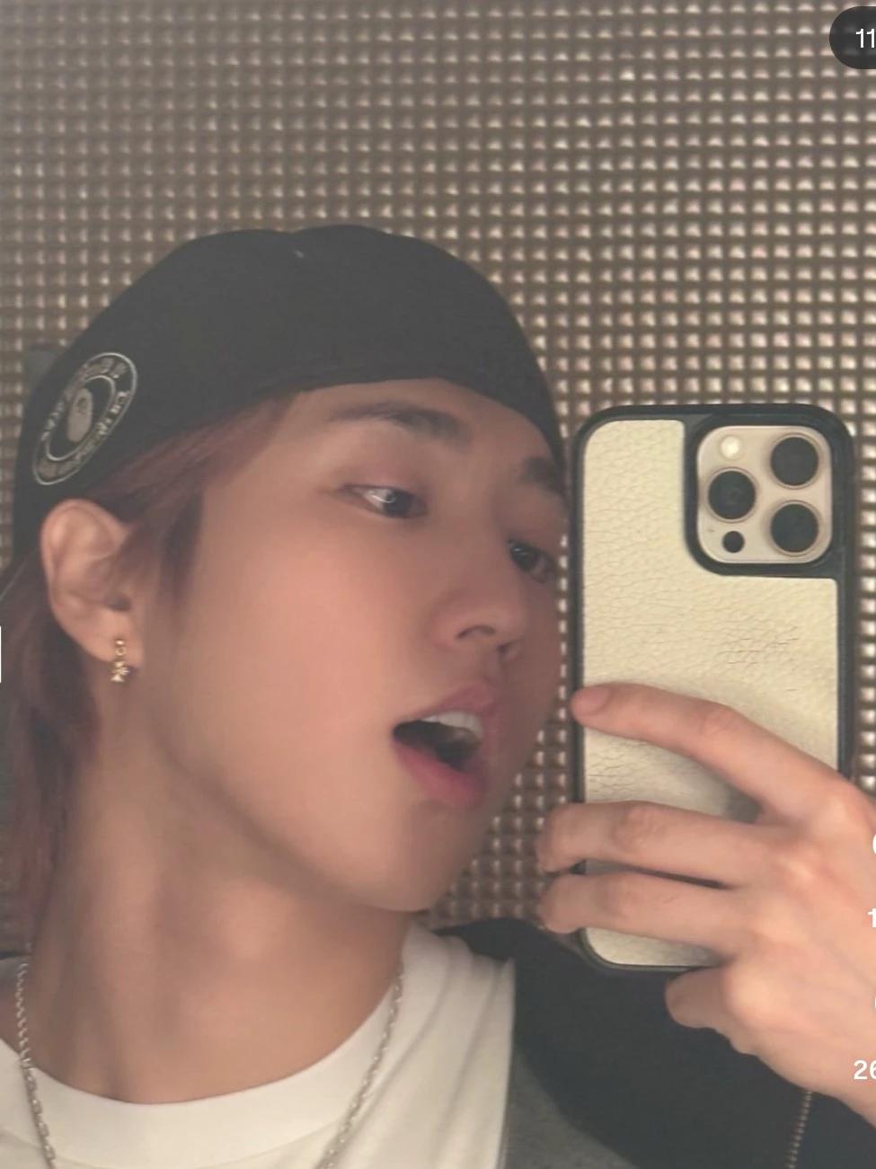 Han jisung  thumbnail