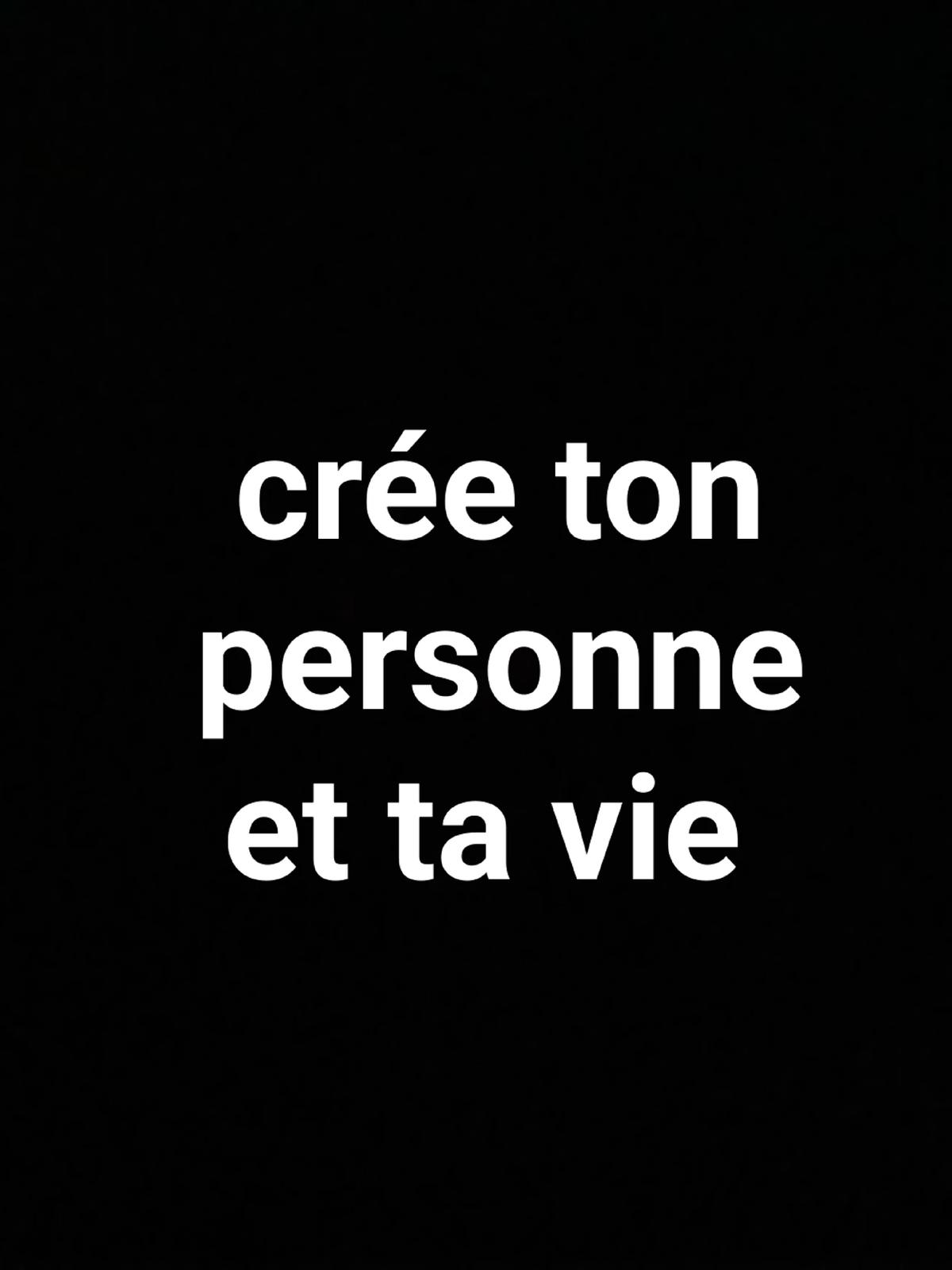 Crée ton personnage et ta vie  thumbnail