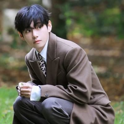 Kim taehyung thumbnail