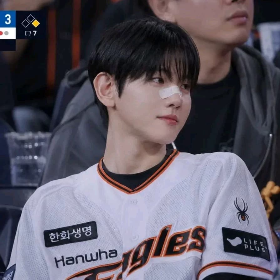 Byun Baekhyun  thumbnail