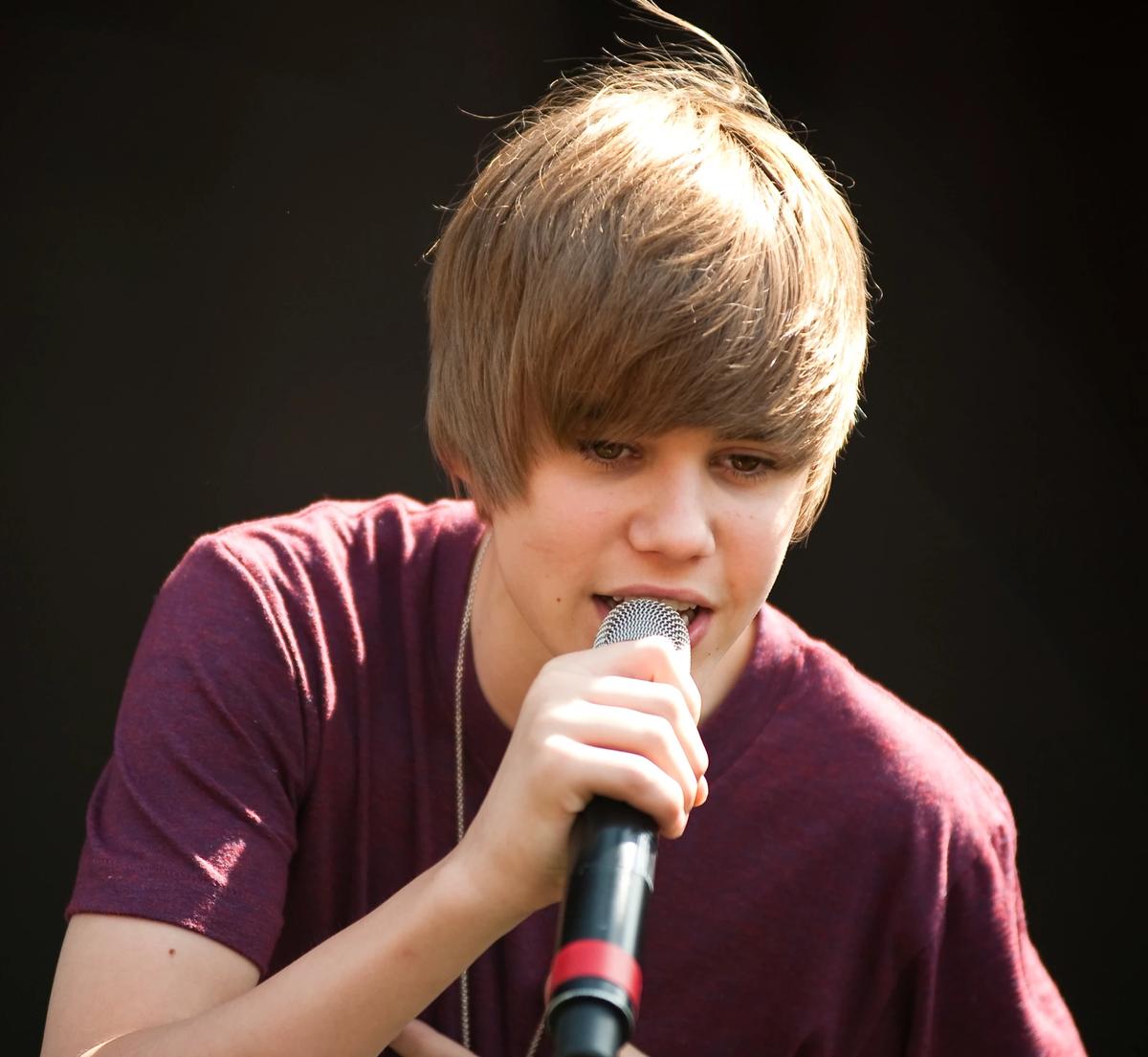 Justin Bieber  thumbnail