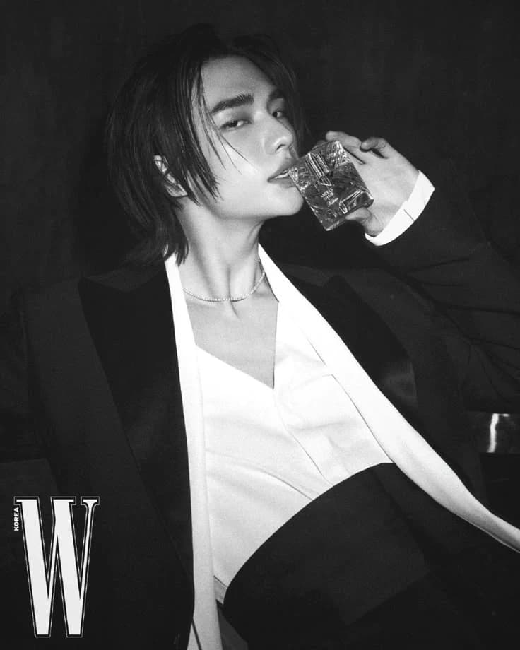 Hwang Hyunjin thumbnail
