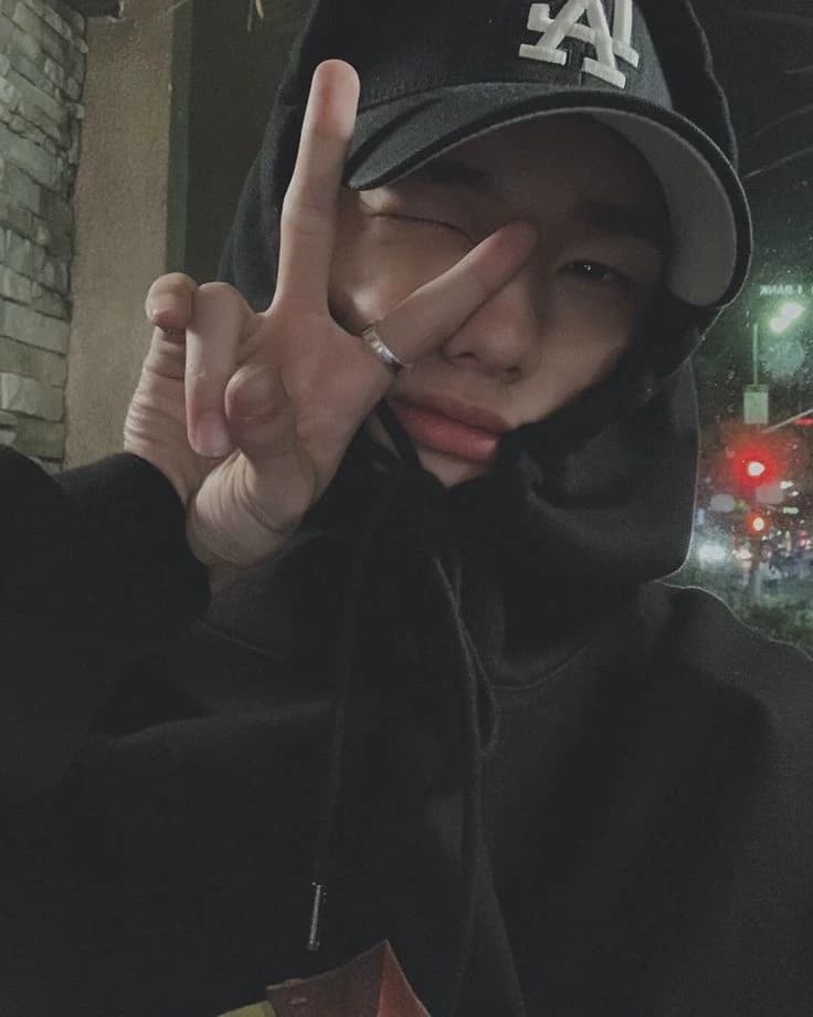 Hyunjin  thumbnail