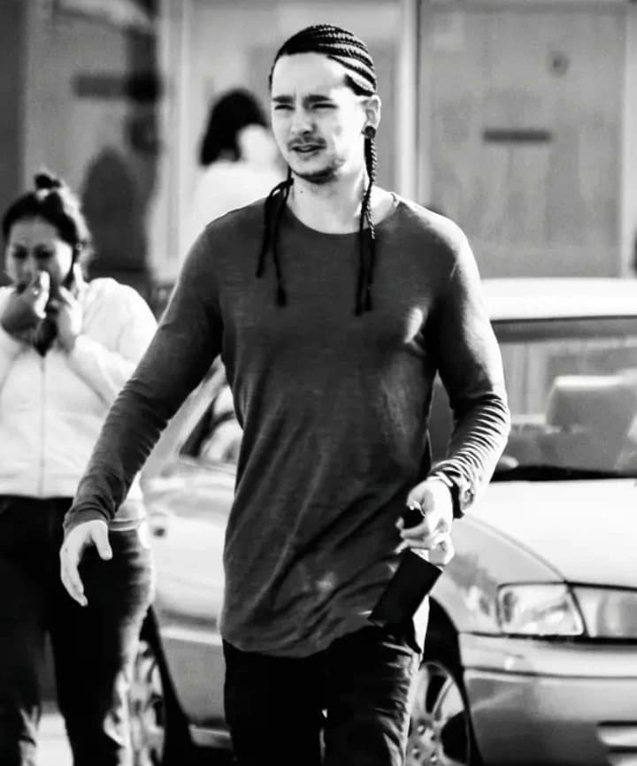 Tom Kaulitz thumbnail