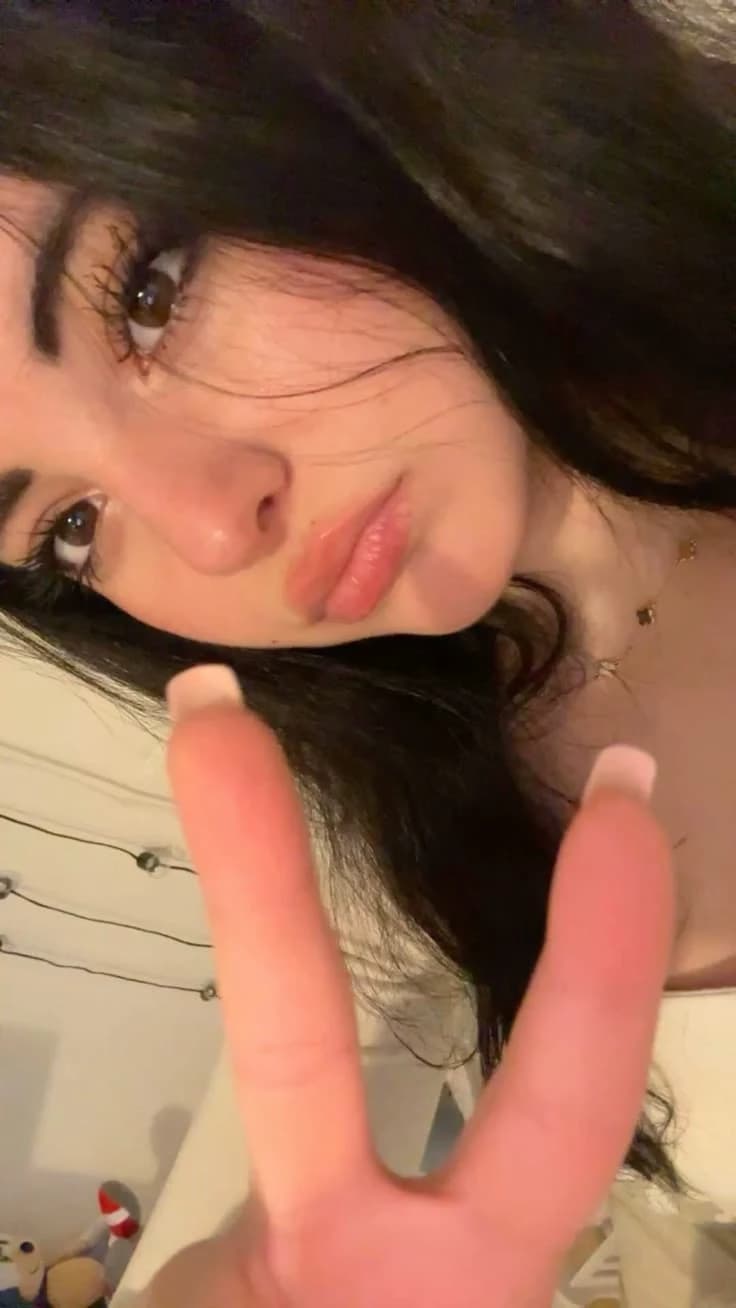 ashy thumbnail