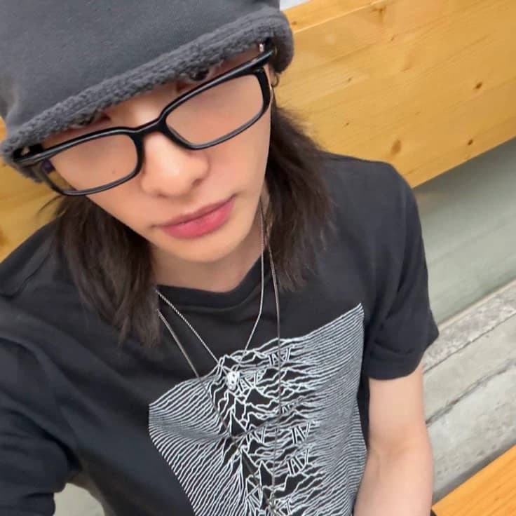 hyunjin thumbnail