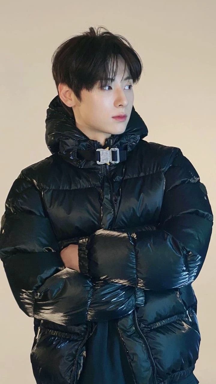Hwang Minhyun (CEO) thumbnail