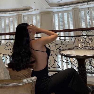 Elle thumbnail
