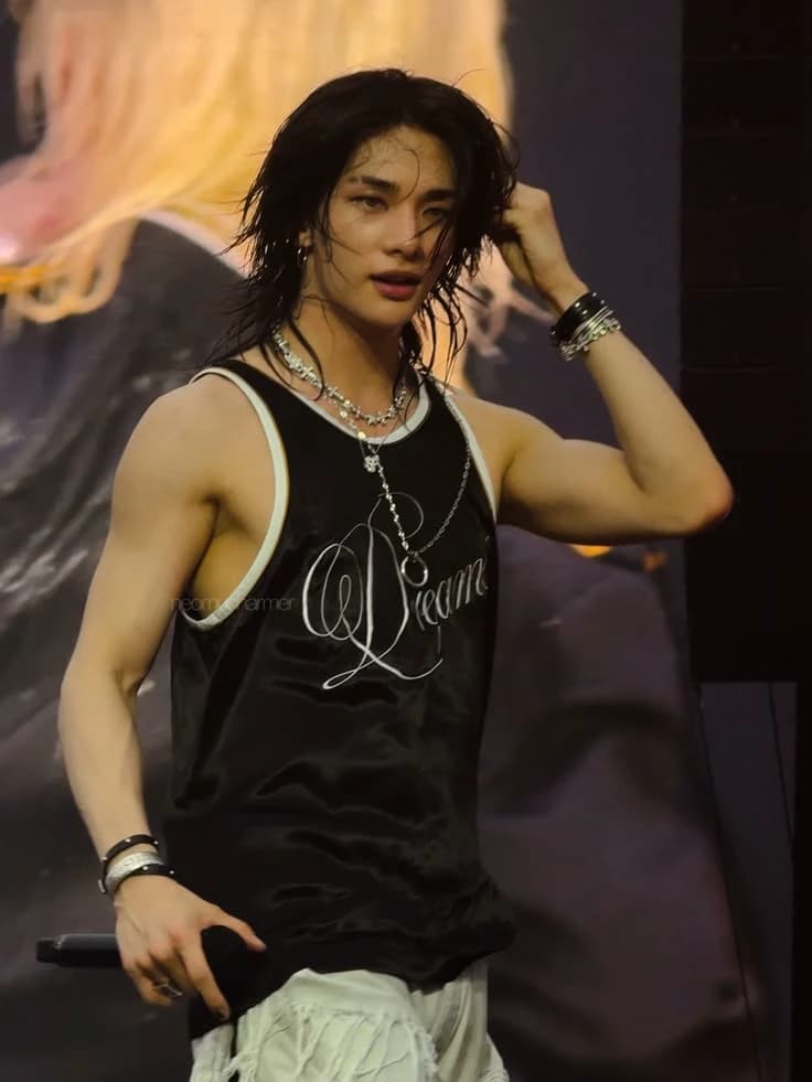Hyunjin  thumbnail