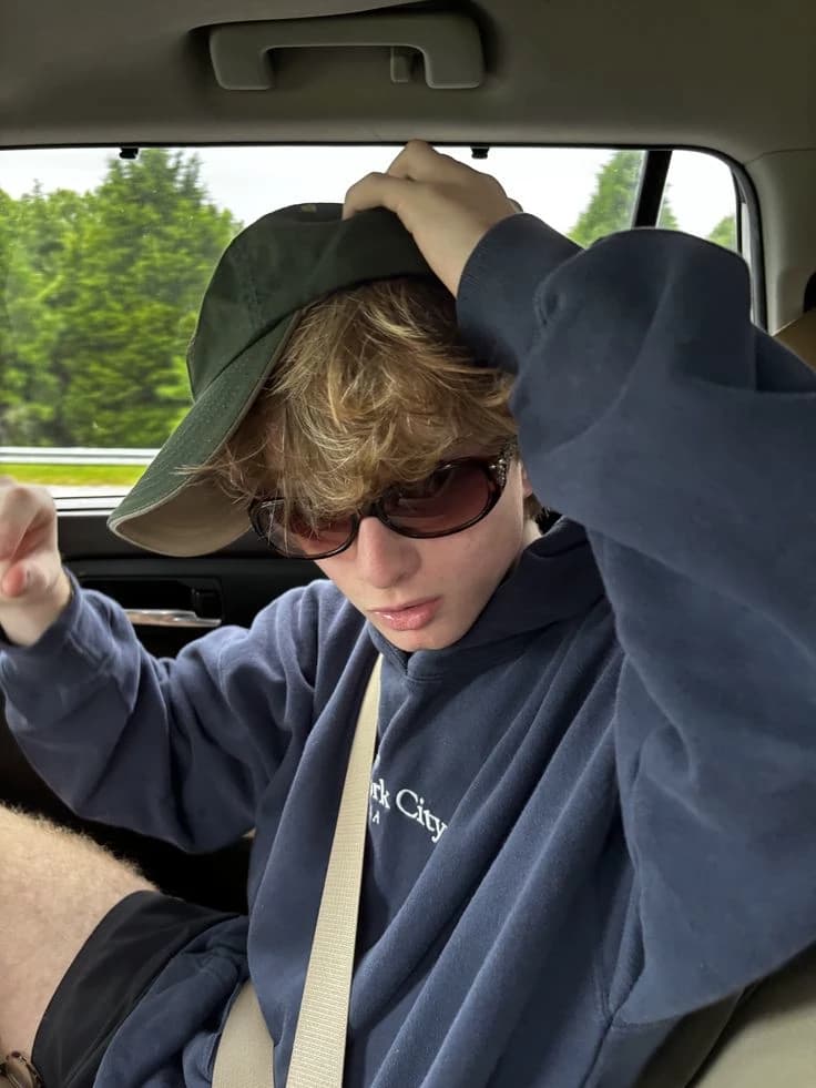 𝙈𝙖𝙡𝙘𝙤𝙡𝙢 𝙈𝙚𝙧𝙘𝙚𝙧—𝙎𝙩𝙧𝙚𝙖𝙢𝙚𝙧 thumbnail