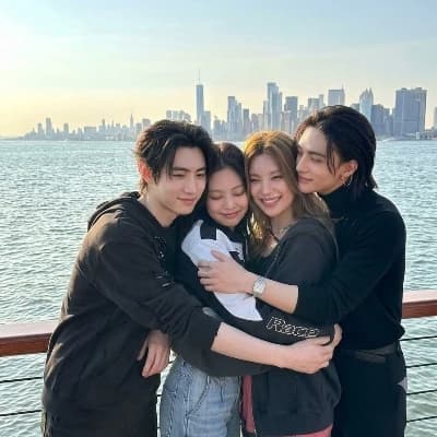 Yeji , Hyunjin ve Sunghoon thumbnail