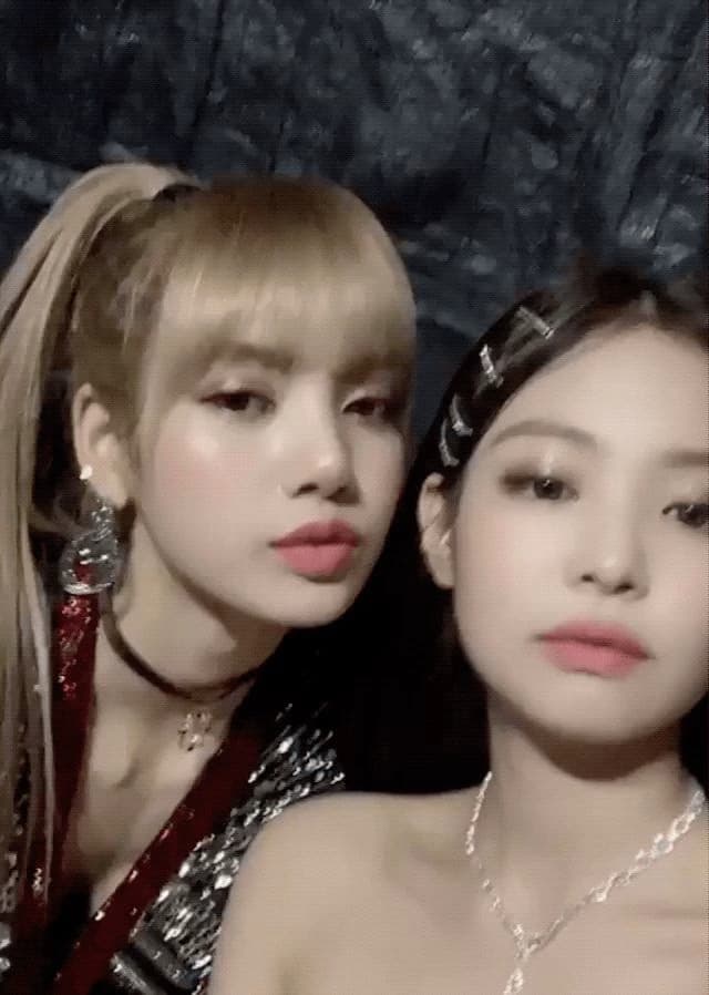 Jennie and Lisa (wlw, queens) thumbnail
