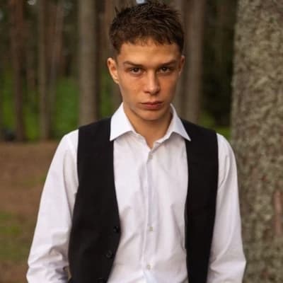 Глеб Калюжный  thumbnail