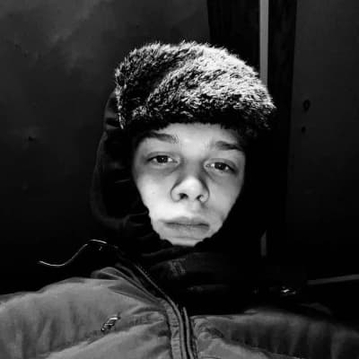 Глеб Калюжный  thumbnail
