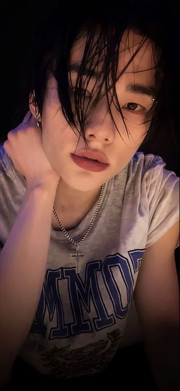 Hyunjin  thumbnail