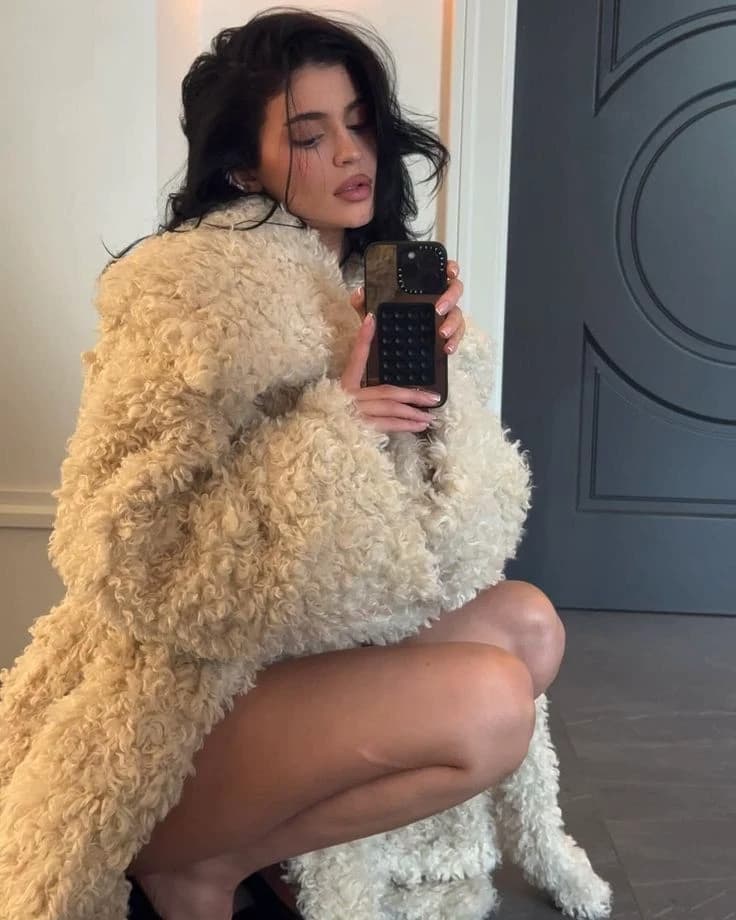 Kylie Jenner thumbnail