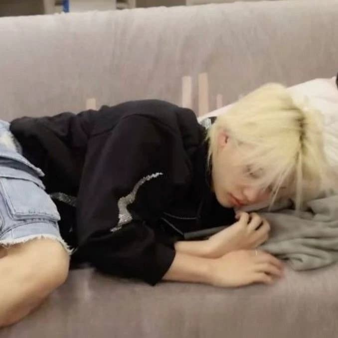 Stray Kids. thumbnail
