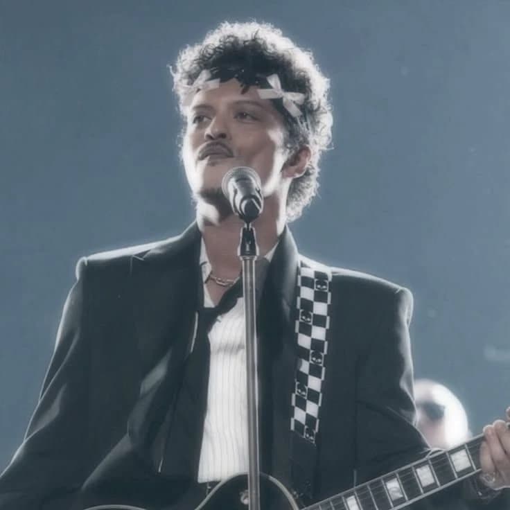 Bruno Mars thumbnail