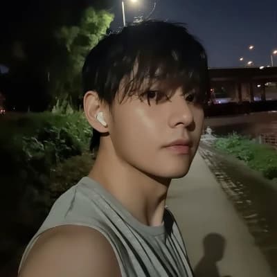 Kim Taehyung thumbnail