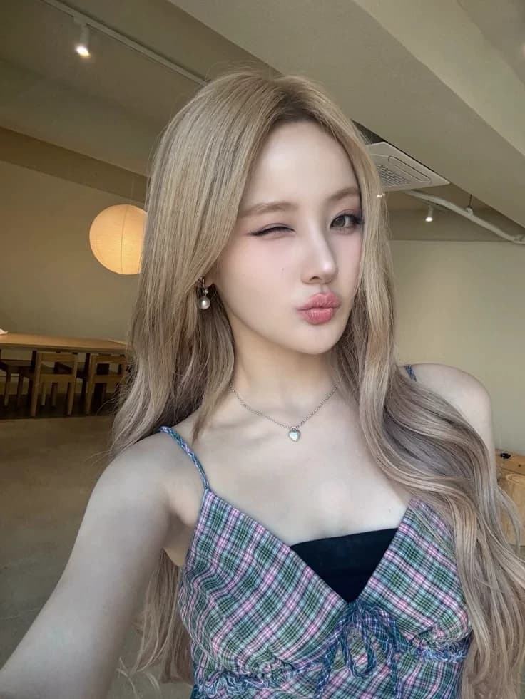 Belle (Kiof) thumbnail